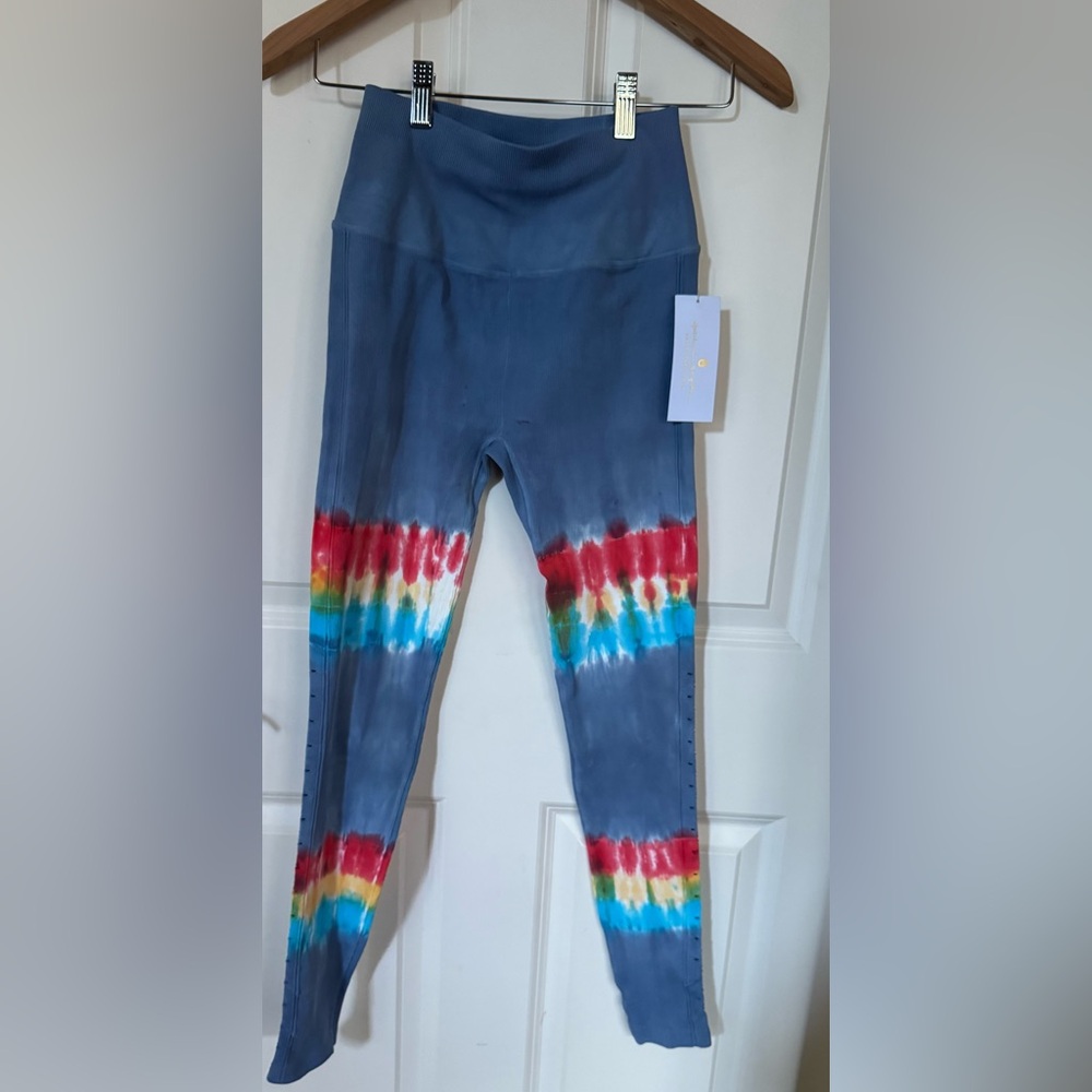 Spiritual Gangster Self Love leggings - Picture 6 of 7
